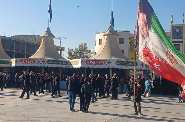 بزرگترین اطعام فاطمی کشور در مراسم استقبال از شهدا