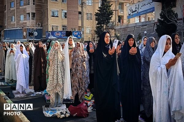 شکوه حضور ملاردی ها در نماز جماعت عید سعید فطر