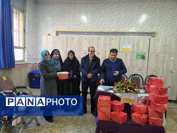 تقدیراز مادران فاطمی و تجلیل از مقام شامخ زن در دبستان هیات امنایی ملاصدرا