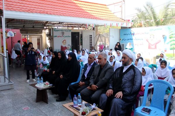 نواخته شدن زنگ مهر در شهرستان بم 