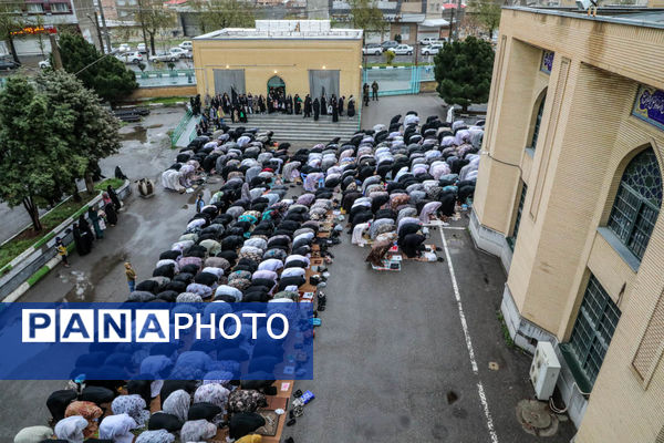 نماز عید فطر در مصلای امام خمینی (ره) ارومیه