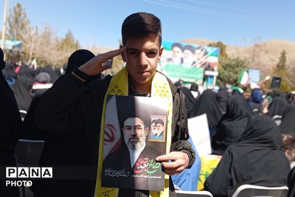  قاب‌های خبرنگار پانا از بیعت دانش‌آموزان پیشتاز چهارمحال وبختیاری با رهبر امت