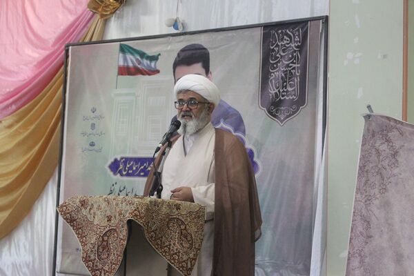 آیین کلنگ زنی احداث سه واحد آموزشی در قم