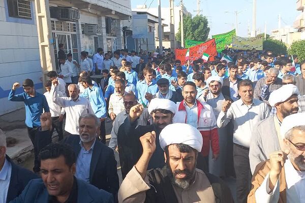 راهپیمایی یوم الله 13 آبان در سعدآباد 