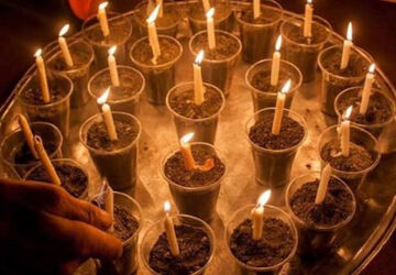 میعادگاه اندوه در شام غریبان رهبر شهید