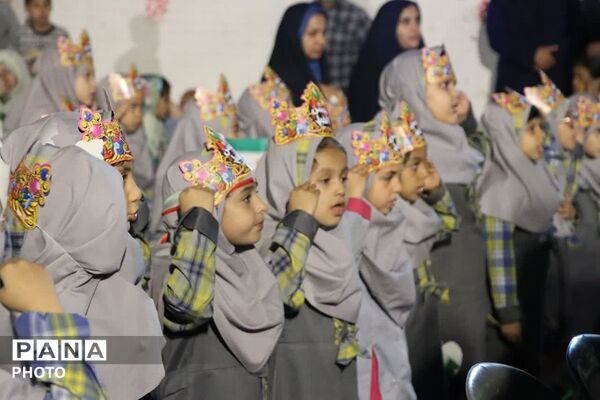 جشن الفبا و ایستادگی در تجمعات شبانه مردمی قلعه نو