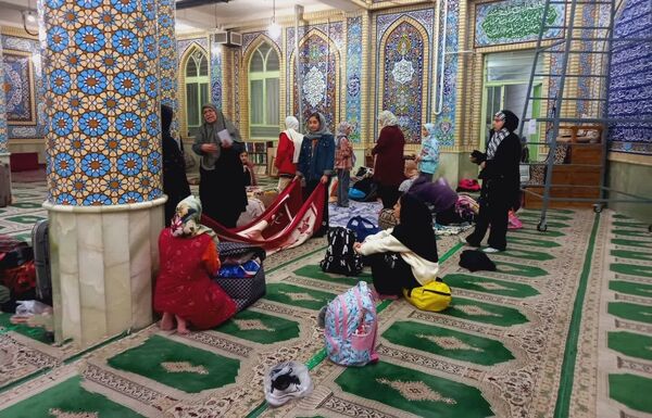سکوت دل‌ها و طنین دعا بر فراز آسمان‌ بروجن