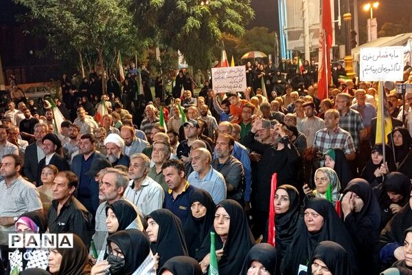 شور و حماسه مردمان شهرستان قرچک در صد و هفتمین شب از تجمعات مردمی