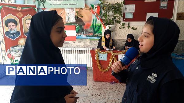 رای‌گیری شورای دانش‌آموزی در دبیرستان فرهنگیان ناحیه ۷ مشهد 