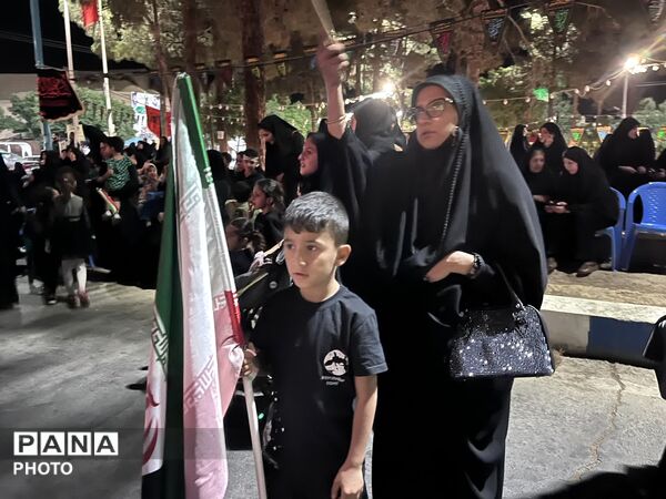 حضور نوجوانان ابرکوهی در یکصد و هشتمین شب تجمعات