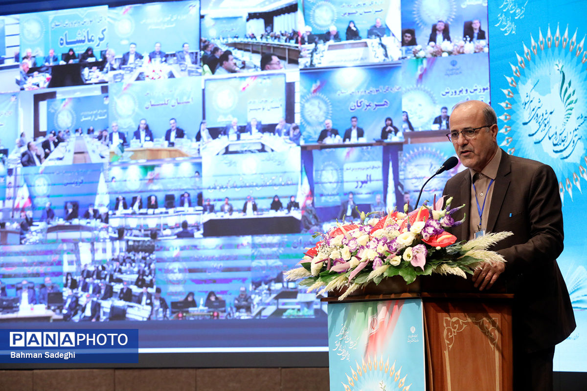 حضور هزار نفر در سی‌وهشتمین اجلاس روسای آموزش و پرورش سراسر کشور / «ارتقای کیفیت آموزش» و «عدالت آموزشی» محور اصلی برنامه‌های اجلاس