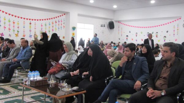رونمایی از کتاب مرسانا سارخانی؛ کتابی از دانش‌آموزی با نیازهای ویژه
