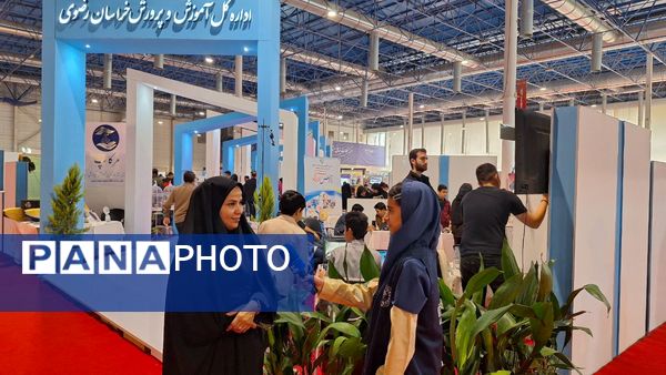 غرفه رباتیک و هوش مصنوعی ناحیه ۶ 