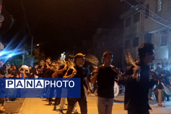 عزاداری مردم شهر بیضا در سوگ شهیدان کربلا