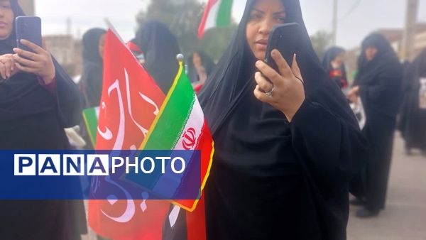 راهپیمایی 22 بهمن در روستای صرم قم