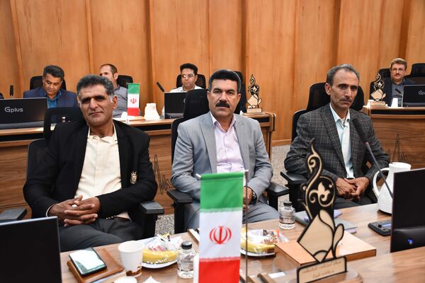نشست تخصصی راهبران آموزشی و تربیتی مدارس عشایری 
