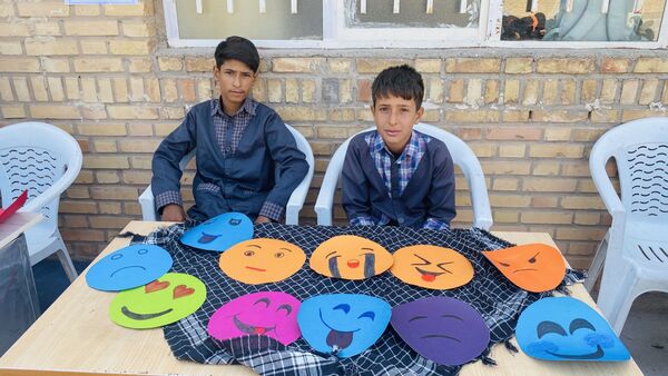 کلنگ‌زنی نمازخانه در مدرسه برکت علیاشهر 
