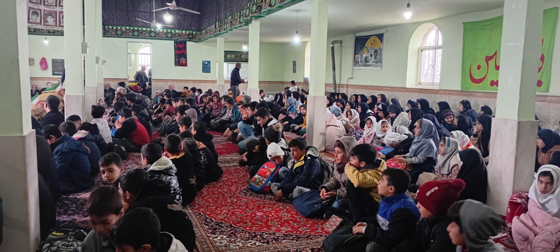 یادواره شهدای روستای کمک سفلی با حضور خانواده‌های شهدا و مسئولان