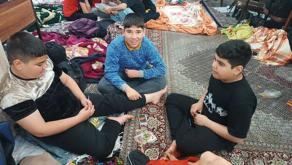 ساخت پل ماکارونی توسط معتکفین اعتکاف دانش آموزی سه روز در بهشت