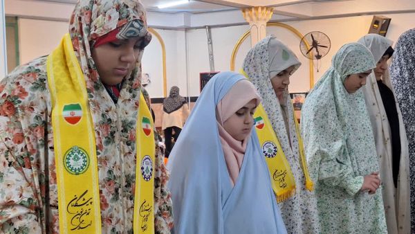 روز دوم دلدادگی دختران نوجوان و جوان البرزی