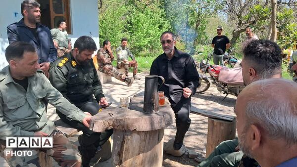 بازدید فرمانده انتظامی گلستان از خدمت‌رسانی کارکنان انتظامی در کردکوی 
