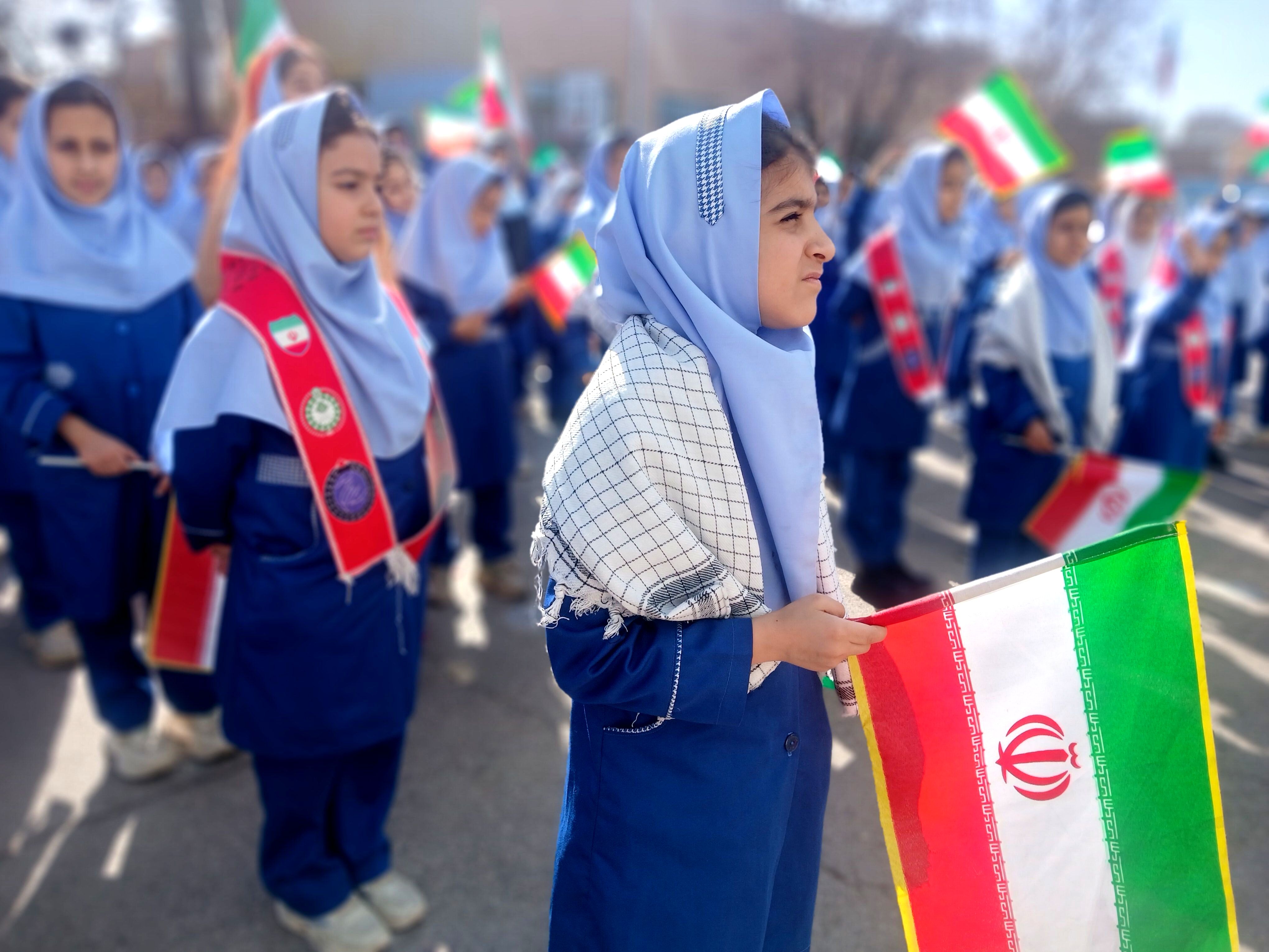 جشن نیمه شعبان در مدرسه دخترانه بنت الهدی صدر۲ 