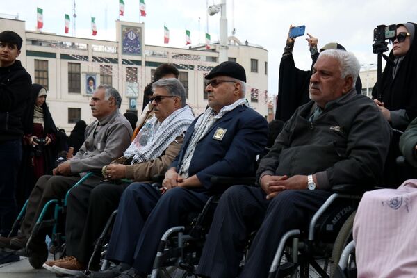 اجتماع عظیم منتظران ظهور در میدان شهدا مشهد