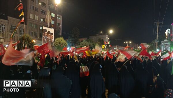 ۱۸۷ شب دلدادگی در میدان خیابان