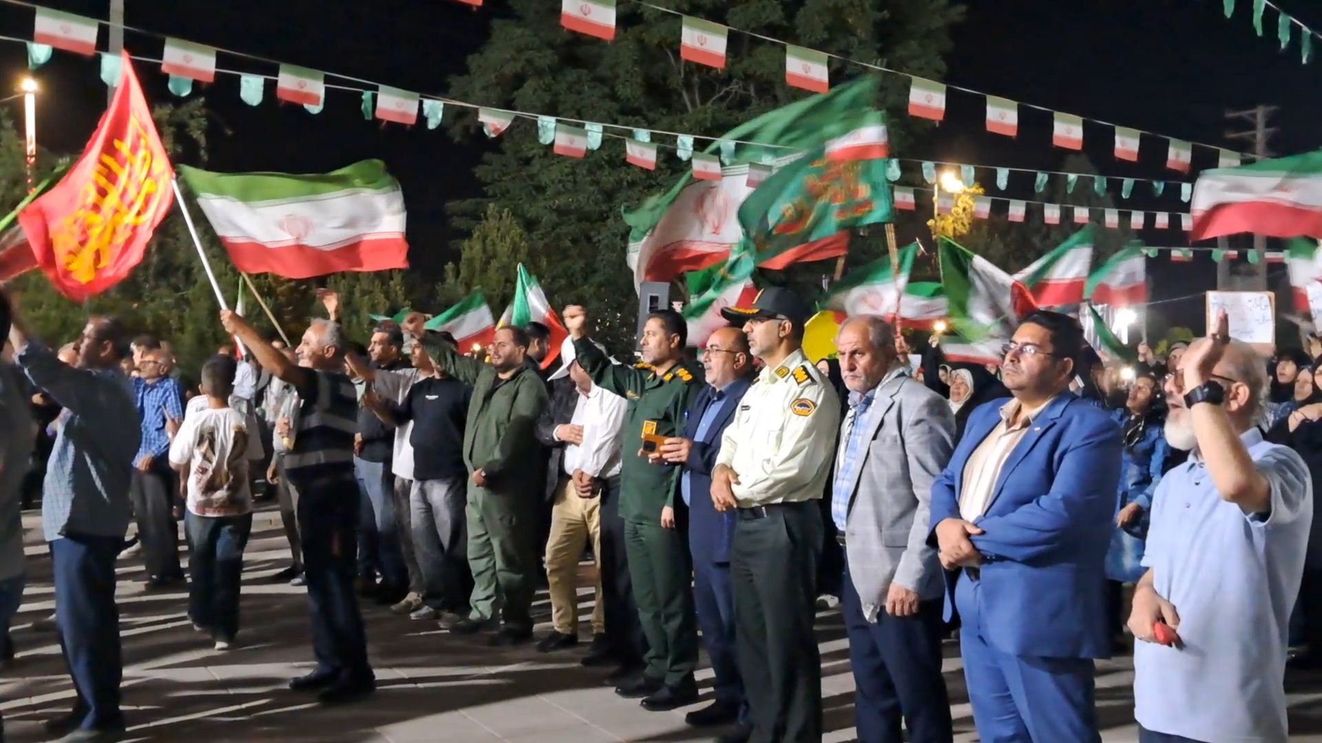 موج نودو سوم اجتماع مردمی در چهارباغ