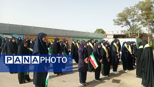 برگزاری جشن جوانه‌ ها در مدرسه حضرت سکینه (س)