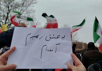 عشق به وطن، نشان ایمان است 