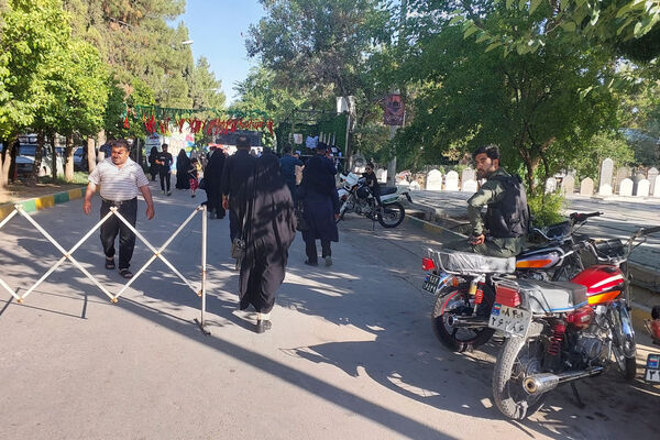 برگزاری یادواره شهدای گمنام در دارالرحمه شیراز