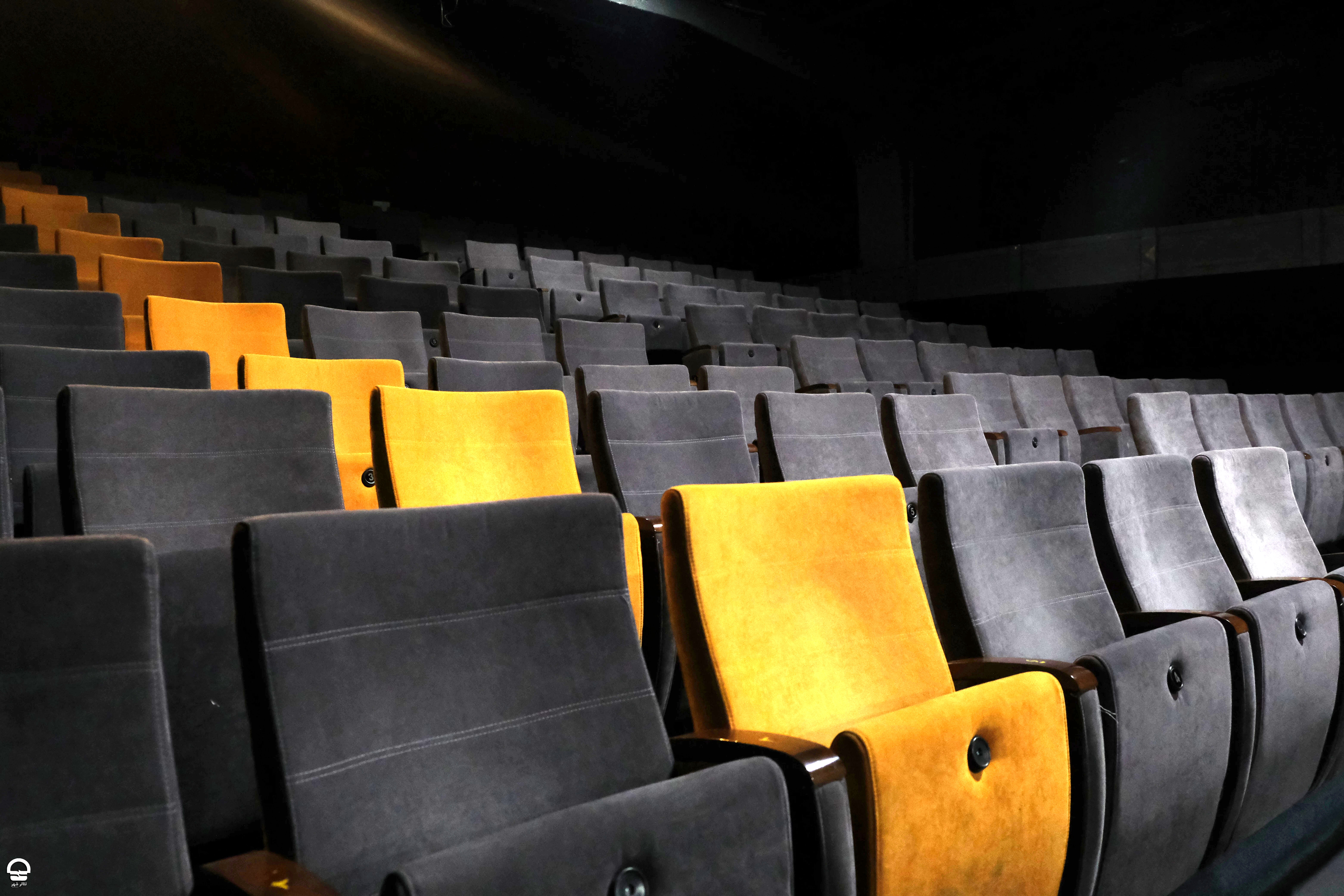 آمار هفتگی تماشاگران و فروش نمایش های تئاتر شهر اعلام شد