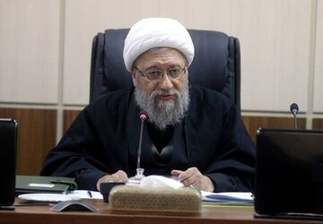 آملی لاریجانی: تهدید علیه ایران، حماقت است