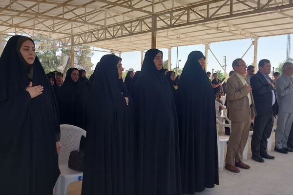 آیین غبارروبی و عطر افشانی مزار شهدا
