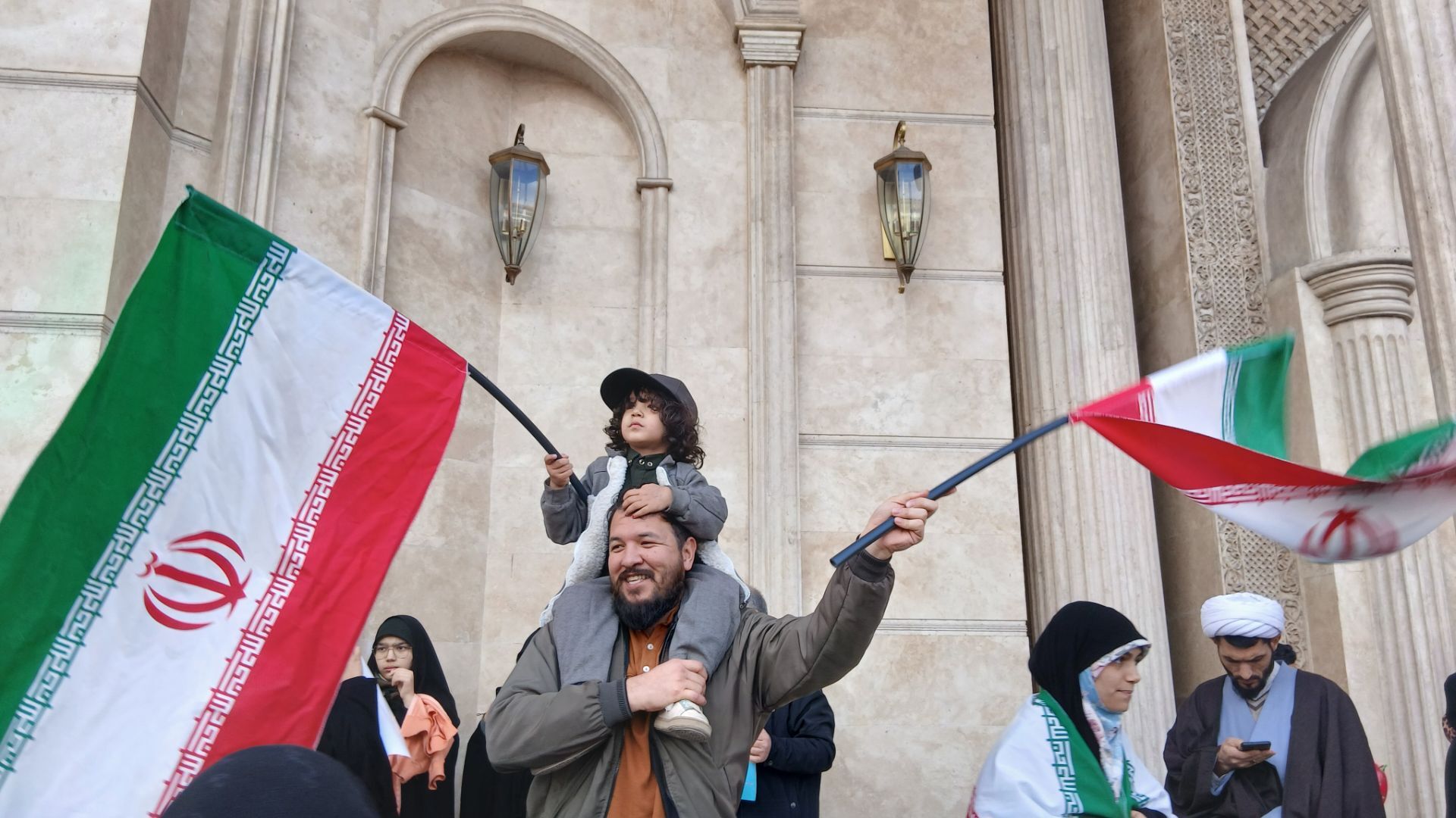 ۲۲ بهمن؛ خیابان‌ها صحنه تجدید بیعت ملت با آرمان‌های انقلاب