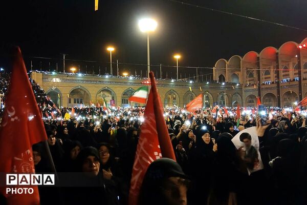 من خود به چشم خویشتن دیدم که جانم می رود ...