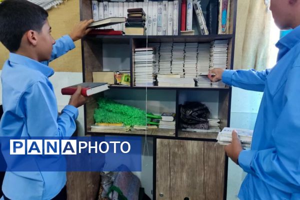 اولین نمازجماعت مدرسه امین بکایی ناحیه ۴شیراز 