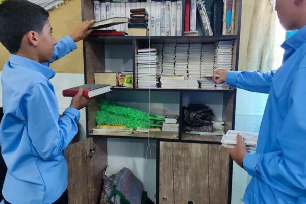 اولین نمازجماعت مدرسه امین بکایی ناحیه ۴شیراز 
