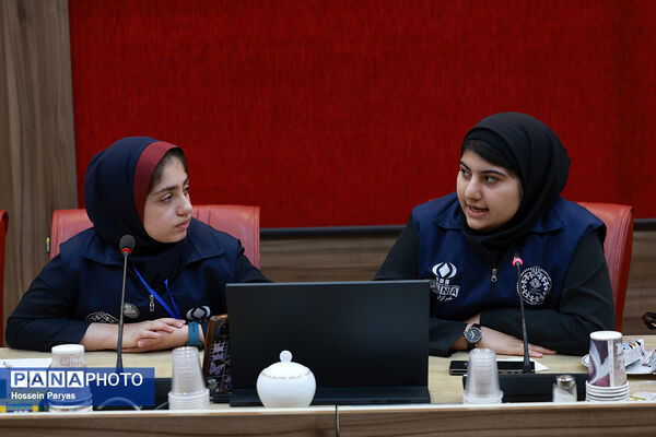 نشست صمیمی خبرنگاران پانا شهرستان‌های استان تهران با مدیرعامل خبرگزاری پانا