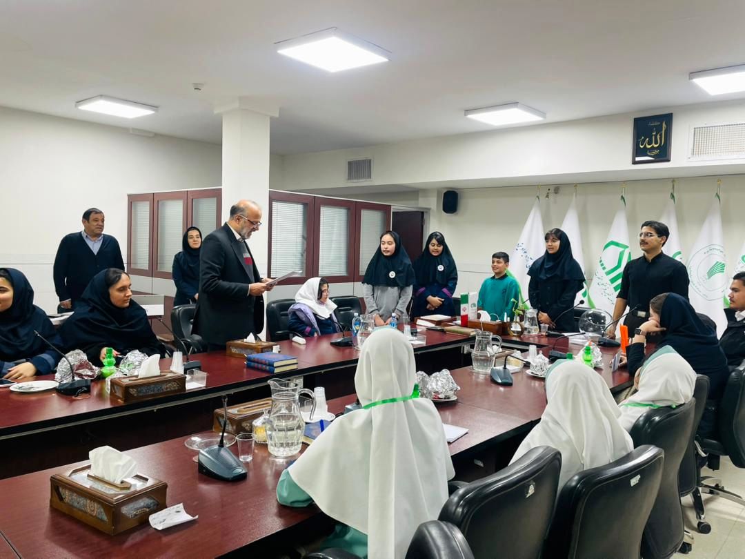 تشکیل مجلس دانش‌آموزی مجتمع آموزشی حضرت جوادالائمه (ع) یزد