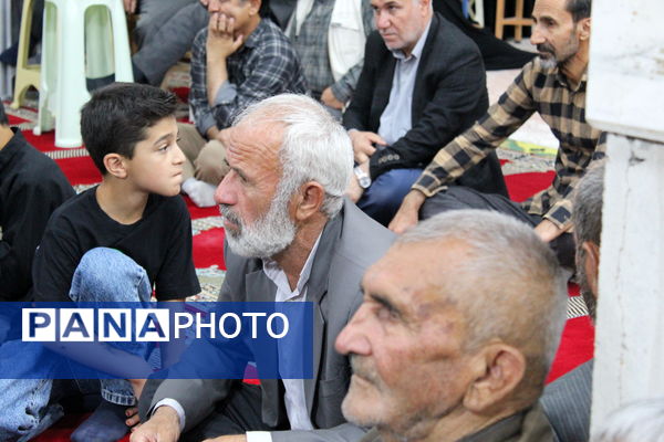 برگزاری مراسم گرامیداشت سالگرد ارتحال امام خمینی (ره) در شهر درق