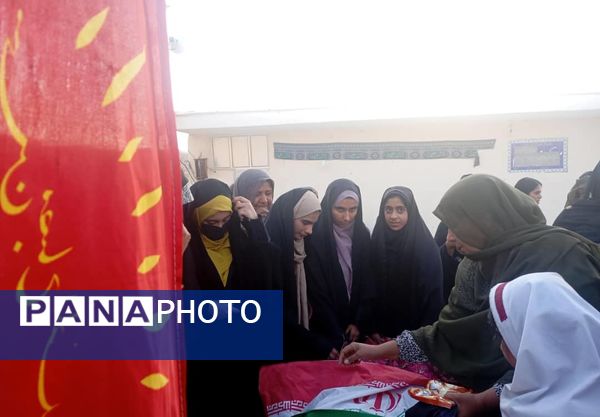 ورود پیکر شهید گمنام به روستای لاور 