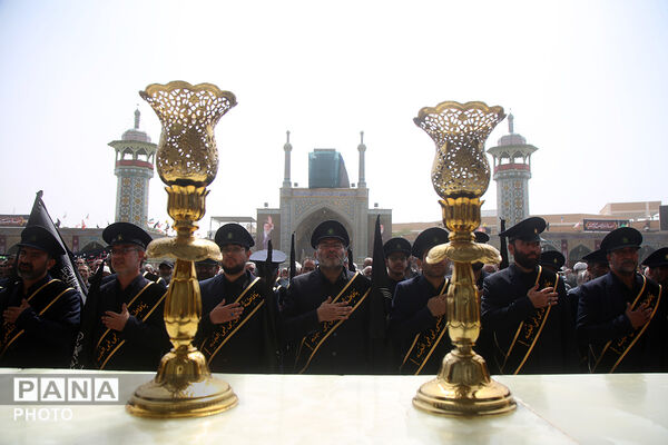 دسته عزاداری خادمان حرم حضرت معصومه(س) در سالروز شهادت امام رضا(ع)