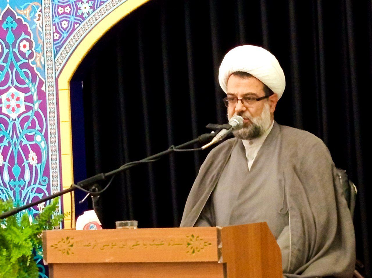 مردم اولویت شهید رئیسی بود