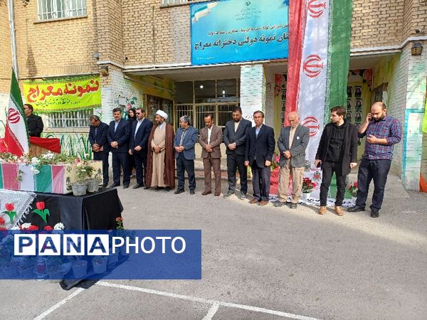 استقبال از شهید گمنام در دبیرستان نمونه معراج شیروان