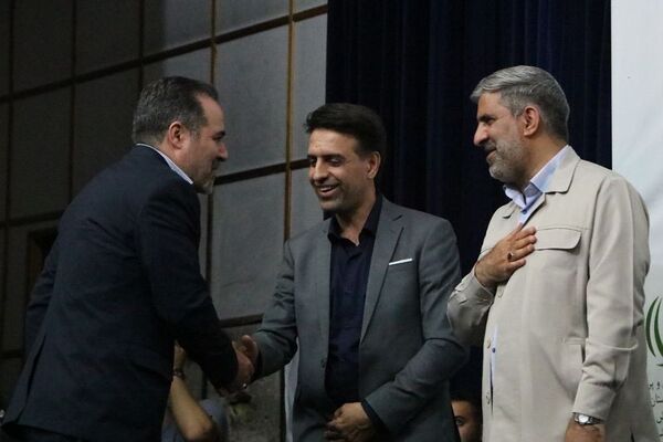 مراسم تجلیل از دانش‌آموزان مقام‌آور مسابقات جهانی، آسیایی و کشوری شهرستان ری