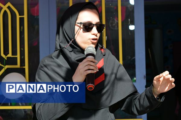 جشن میلاد حضرت زینب(س) با حضور مادران پرستار در دبستان علویان بهارستان‌دو