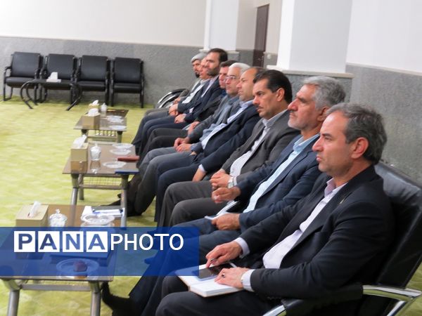 دیدار مدیرکل آموزش و پرورش و جمعی از همکاران با نماینده‌ ولی فقیه در استان خراسان شمالی