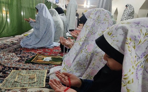 مراسم احیای شب بیست و سوم ماه رمضان در شهر بار